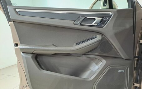 Porsche Macan I рестайлинг, 2016 год, 3 590 000 рублей, 17 фотография