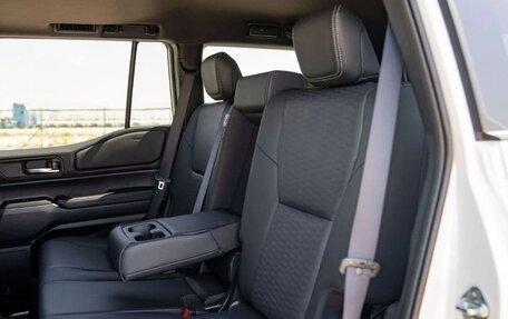 Toyota Land Cruiser Prado, 2025 год, 9 650 500 рублей, 18 фотография