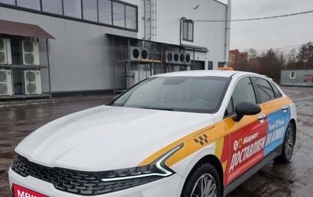 KIA K5, 2021 год, 1 730 000 рублей, 2 фотография