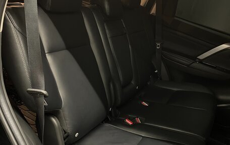 Mitsubishi Pajero Sport III рестайлинг, 2021 год, 4 500 000 рублей, 24 фотография