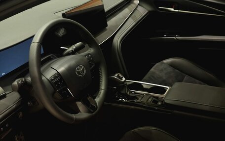 Toyota Camry, 2025 год, 4 950 000 рублей, 6 фотография