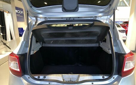 Renault Sandero II рестайлинг, 2018 год, 1 050 000 рублей, 13 фотография