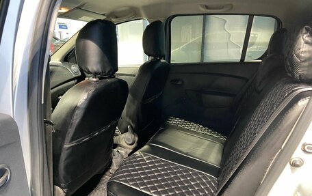 Renault Sandero II рестайлинг, 2018 год, 1 050 000 рублей, 19 фотография