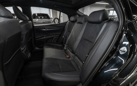 Toyota Camry, 2025 год, 4 600 000 рублей, 13 фотография