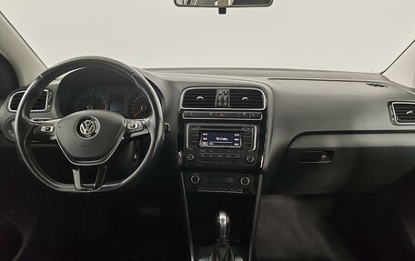 Volkswagen Polo VI (EU Market), 2017 год, 1 375 000 рублей, 14 фотография