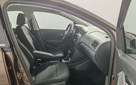 Volkswagen Polo VI (EU Market), 2017 год, 1 375 000 рублей, 20 фотография