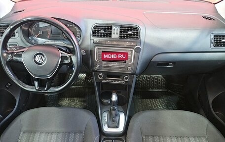 Volkswagen Polo VI (EU Market), 2016 год, 1 125 000 рублей, 9 фотография