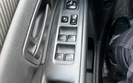 Mitsubishi Outlander III рестайлинг 3, 2018 год, 1 840 000 рублей, 10 фотография