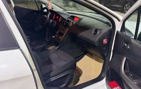 Peugeot 408 I рестайлинг, 2012 год, 550 000 рублей, 10 фотография