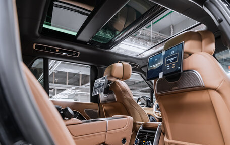 Land Rover Range Rover IV рестайлинг, 2025 год, 27 500 000 рублей, 2 фотография