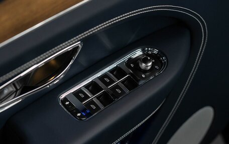 Bentley Bentayga I, 2023 год, 28 950 000 рублей, 10 фотография