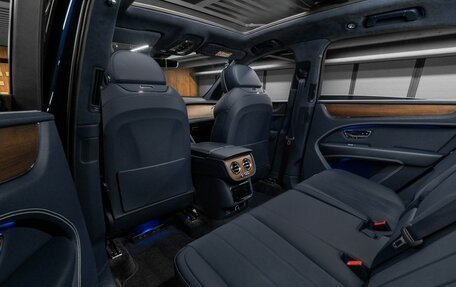 Bentley Bentayga I, 2023 год, 28 950 000 рублей, 30 фотография