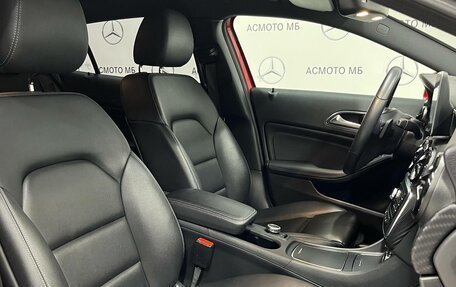 Mercedes-Benz GLA, 2019 год, 2 700 000 рублей, 15 фотография