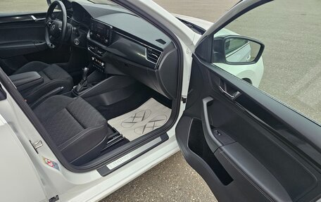 Skoda Rapid II, 2022 год, 2 190 000 рублей, 10 фотография