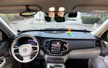 Volvo XC90 II рестайлинг, 2024 год, 8 330 000 рублей, 10 фотография