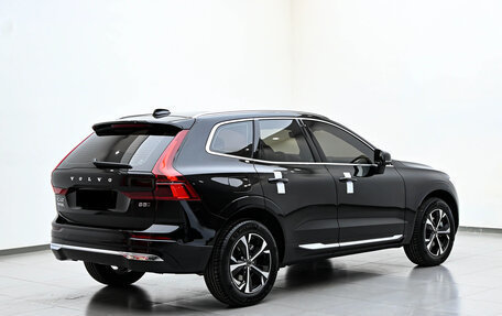 Volvo XC60 II, 2025 год, 5 990 000 рублей, 4 фотография