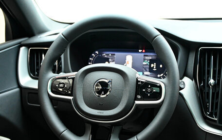 Volvo XC60 II, 2025 год, 5 990 000 рублей, 10 фотография