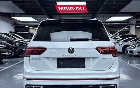 Volkswagen Tiguan II, 2023 год, 4 360 000 рублей, 4 фотография