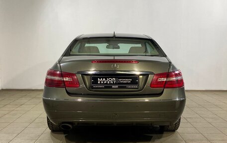 Mercedes-Benz E-Класс, 2012 год, 1 850 000 рублей, 6 фотография