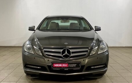 Mercedes-Benz E-Класс, 2012 год, 1 850 000 рублей, 2 фотография