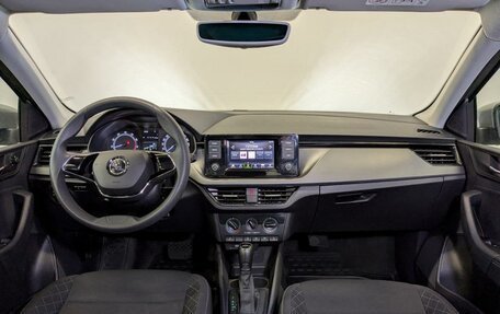 Skoda Rapid II, 2020 год, 1 650 000 рублей, 13 фотография