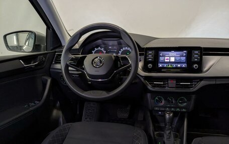 Skoda Rapid II, 2020 год, 1 650 000 рублей, 24 фотография