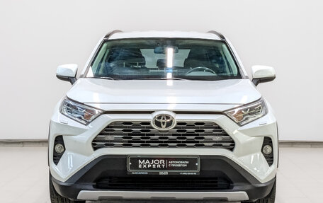 Toyota RAV4, 2020 год, 3 395 000 рублей, 2 фотография