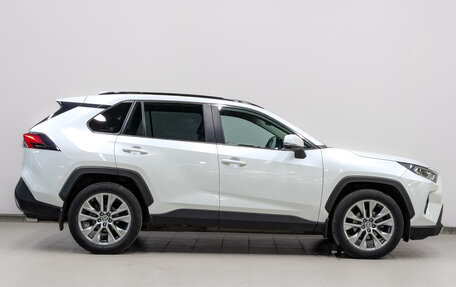 Toyota RAV4, 2020 год, 3 395 000 рублей, 4 фотография