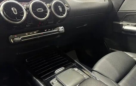 Mercedes-Benz GLA, 2022 год, 2 830 000 рублей, 13 фотография