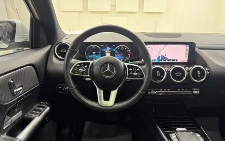 Mercedes-Benz GLA, 2022 год, 2 830 000 рублей, 16 фотография