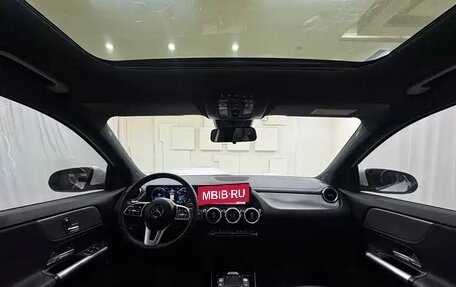 Mercedes-Benz GLA, 2022 год, 2 830 000 рублей, 17 фотография