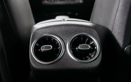 Mercedes-Benz CLA, 2019 год, 3 035 000 рублей, 21 фотография