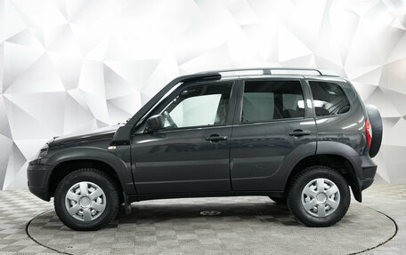 Chevrolet Niva I рестайлинг, 2019 год, 810 000 рублей, 2 фотография