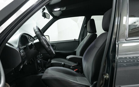 Chevrolet Niva I рестайлинг, 2019 год, 810 000 рублей, 10 фотография