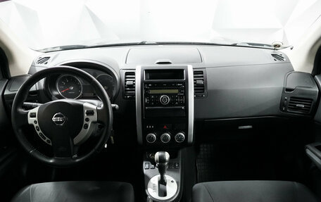 Nissan X-Trail, 2010 год, 975 000 рублей, 11 фотография