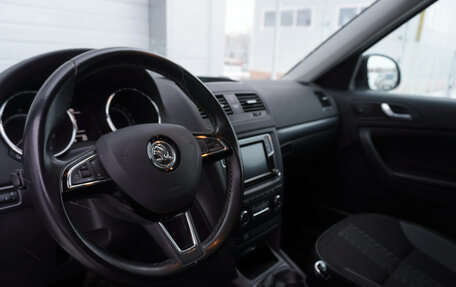 Skoda Yeti I рестайлинг, 2017 год, 1 545 000 рублей, 9 фотография