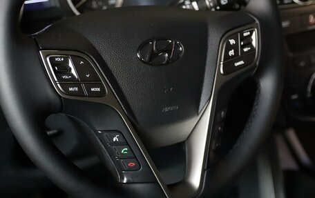 Hyundai Santa Fe III рестайлинг, 2017 год, 2 149 000 рублей, 11 фотография