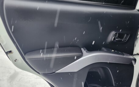 Peugeot 4007, 2011 год, 950 000 рублей, 12 фотография