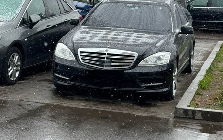 Mercedes-Benz S-Класс, 2010 год, 1 850 000 рублей, 1 фотография