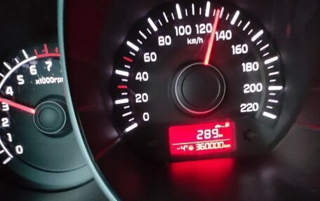 KIA Rio III рестайлинг, 2016 год, 700 000 рублей, 14 фотография