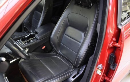 Jaguar F-Pace, 2016 год, 2 650 000 рублей, 19 фотография