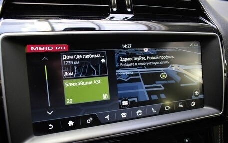 Jaguar F-Pace, 2016 год, 2 650 000 рублей, 14 фотография