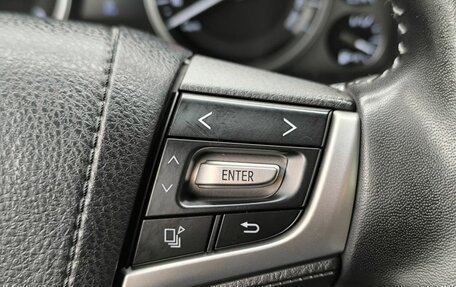 Toyota Land Cruiser 200, 2018 год, 6 250 000 рублей, 15 фотография