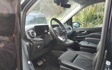 Mercedes-Benz V-Класс, 2024 год, 12 829 600 рублей, 6 фотография