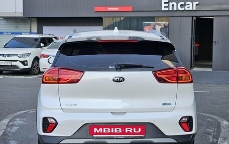KIA Niro I, 2022 год, 2 070 000 рублей, 3 фотография