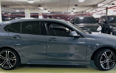 BMW 1 серия, 2020 год, 3 050 000 рублей, 4 фотография