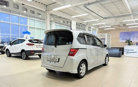 Honda Freed I, 2010 год, 1 049 999 рублей, 6 фотография
