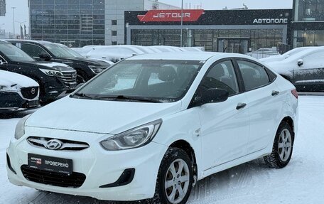 Hyundai Solaris II рестайлинг, 2011 год, 595 000 рублей, 5 фотография