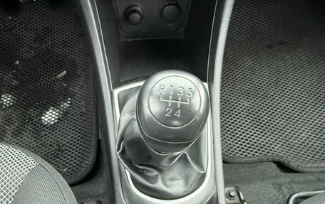 Hyundai Solaris II рестайлинг, 2011 год, 595 000 рублей, 11 фотография