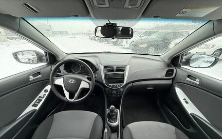 Hyundai Solaris II рестайлинг, 2011 год, 595 000 рублей, 7 фотография